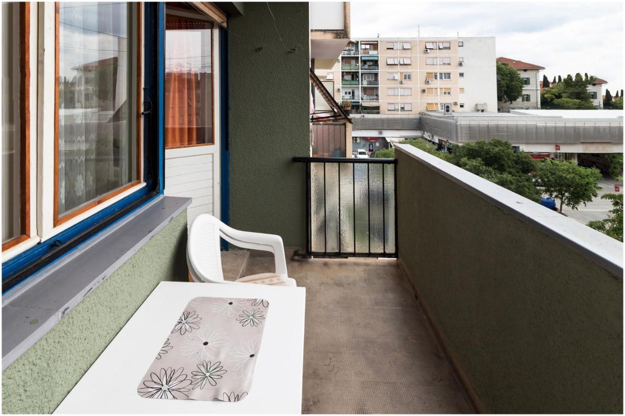 D Apartment Σπλιτ Εξωτερικό φωτογραφία