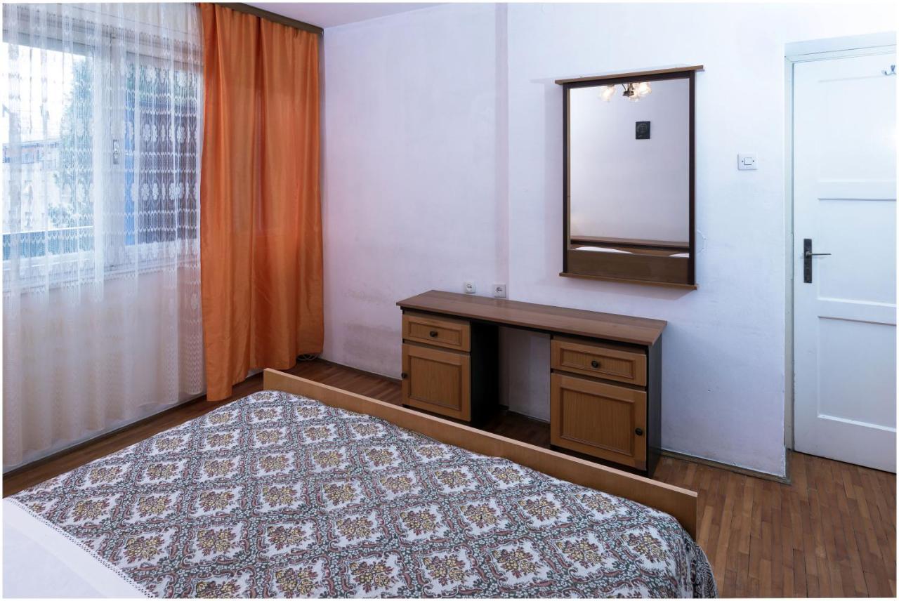D Apartment Σπλιτ Εξωτερικό φωτογραφία