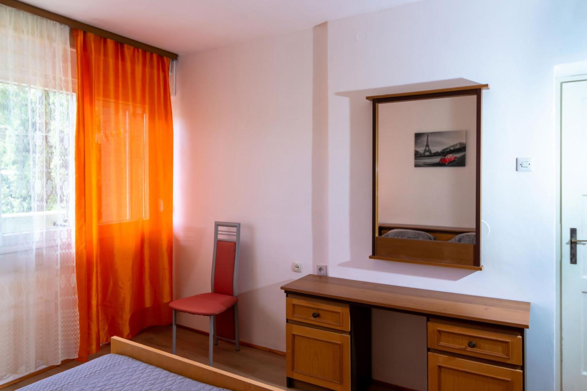 D Apartment Σπλιτ Εξωτερικό φωτογραφία